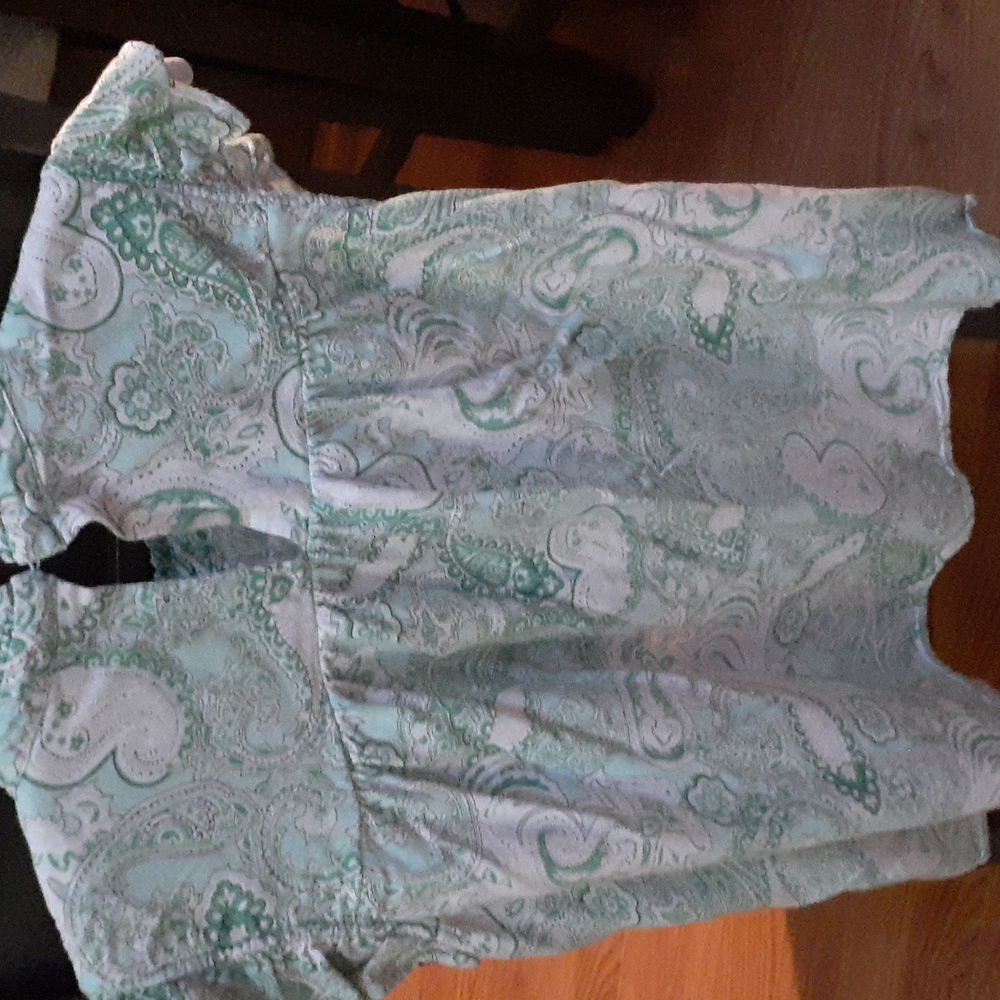Top - Picture 3 of 4